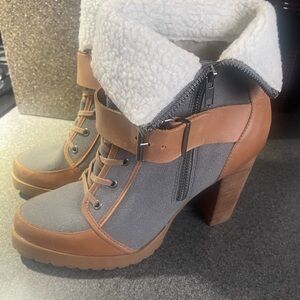 Stylish Gray and Tan Women's Boots